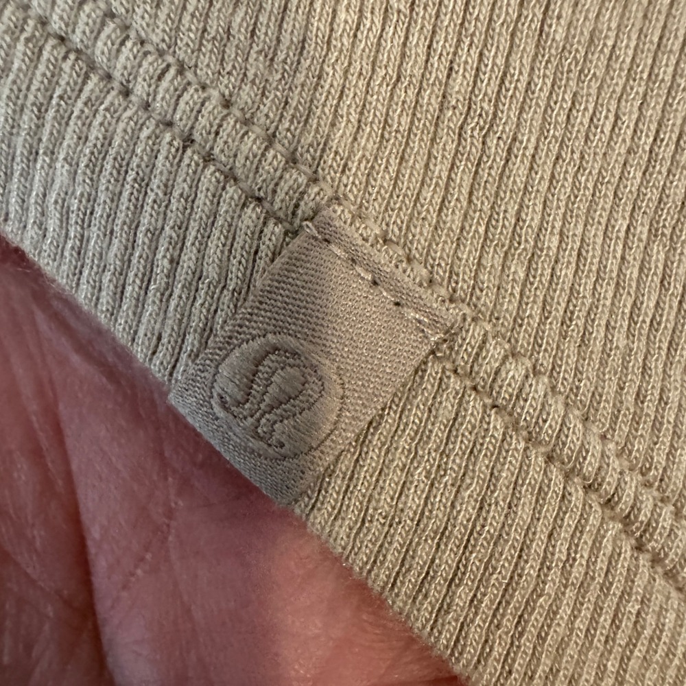 Lululemon Womens Ribbed Long Sleeve Crew Neck Top Beige Tan Curved Hem - Picture 3 of 5